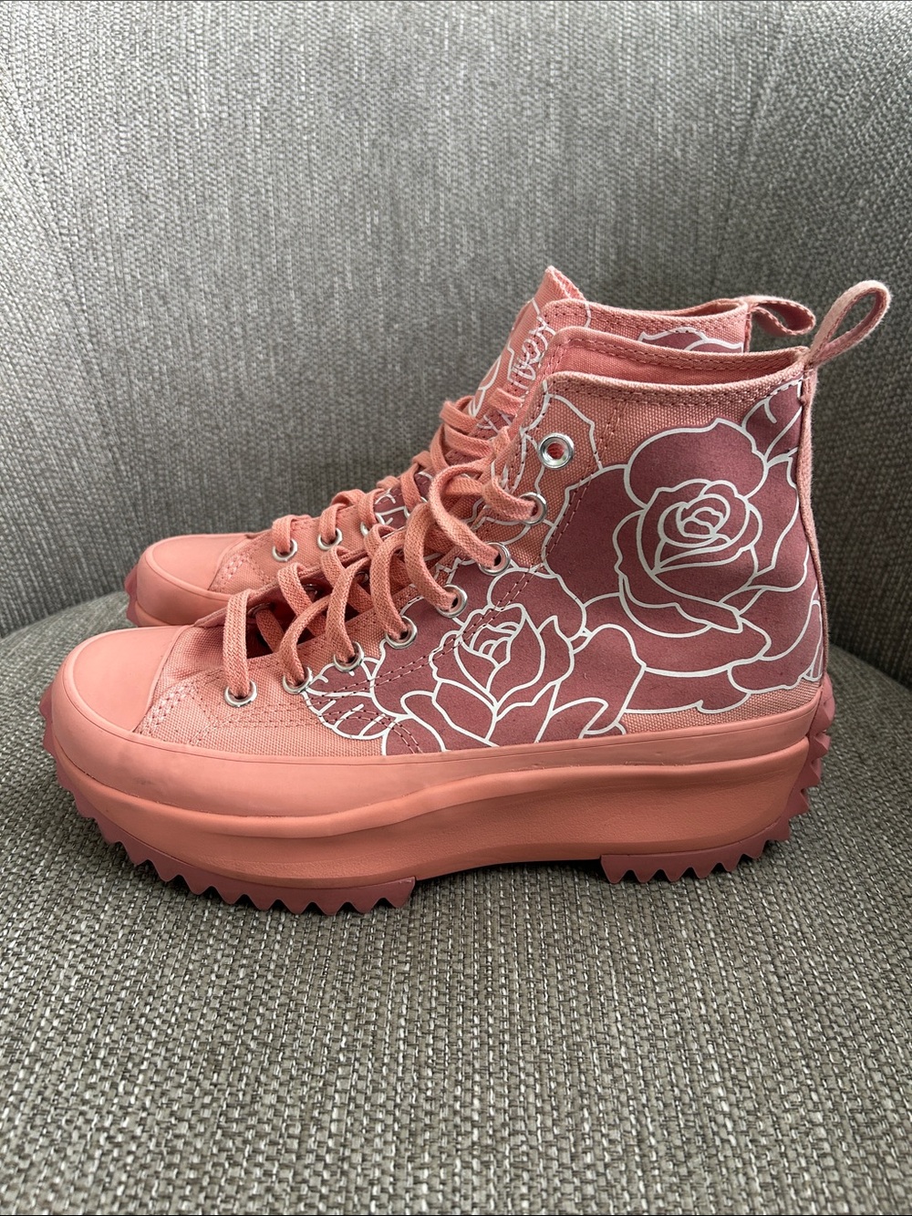 Converse x Natasha Cloud Run Star Hike Inspired 'Floral - Pink Quartz' - Picture 2 of 7